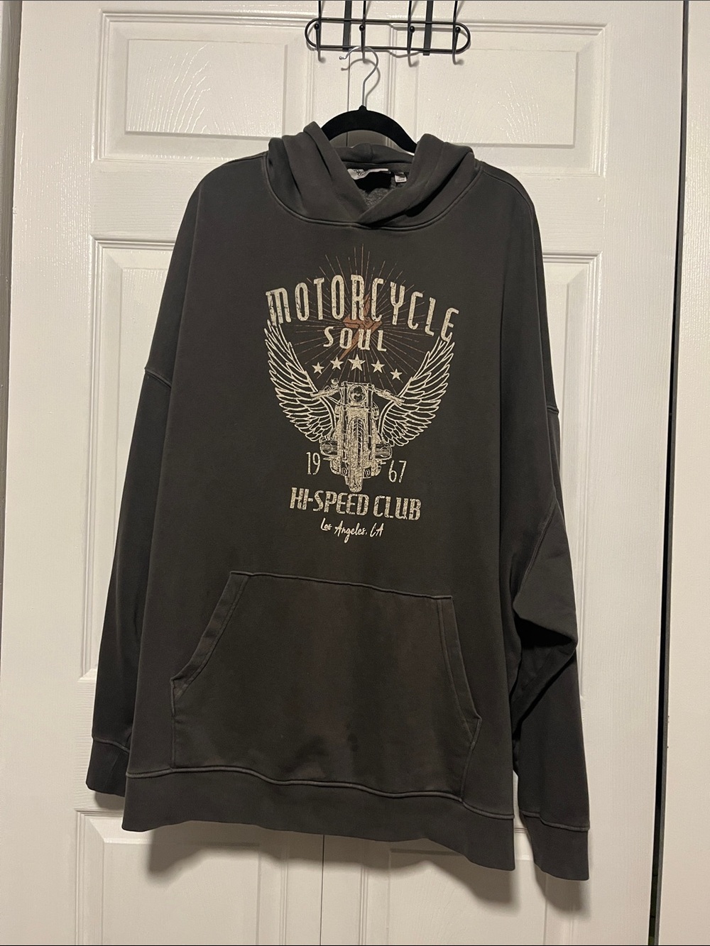 No Boundaries Gray Vintage Motorcycle Graphic Hoodie 5X
